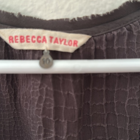 Grey Textured Short Sleeve Dress - Picture 2 of 6